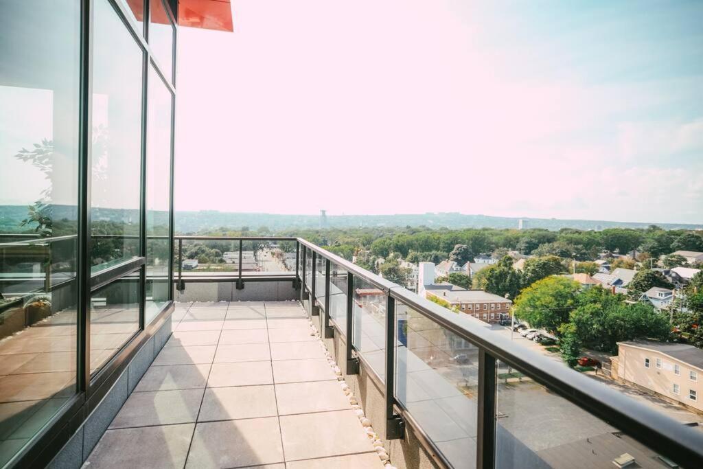 New Luxury 2Br Penthouse Apt In Central Halifax Exterior foto